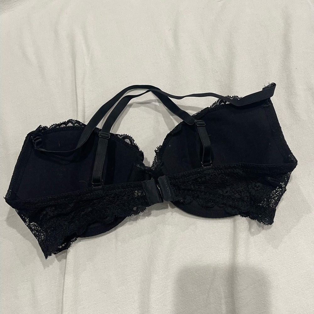 Inca to black lace convertible bra